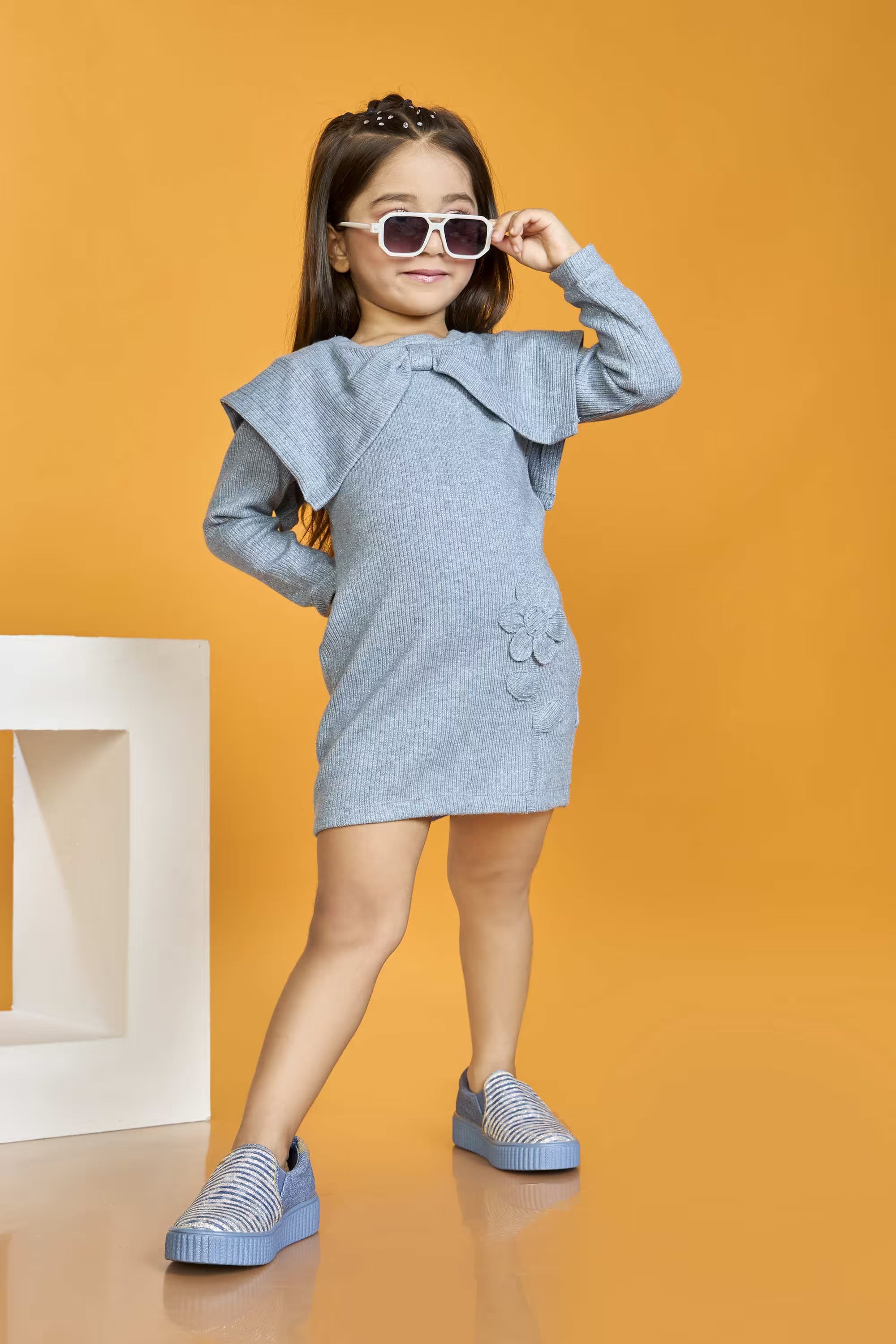 Textured Blended Fabric Round Neck Girls Party Wear Dress